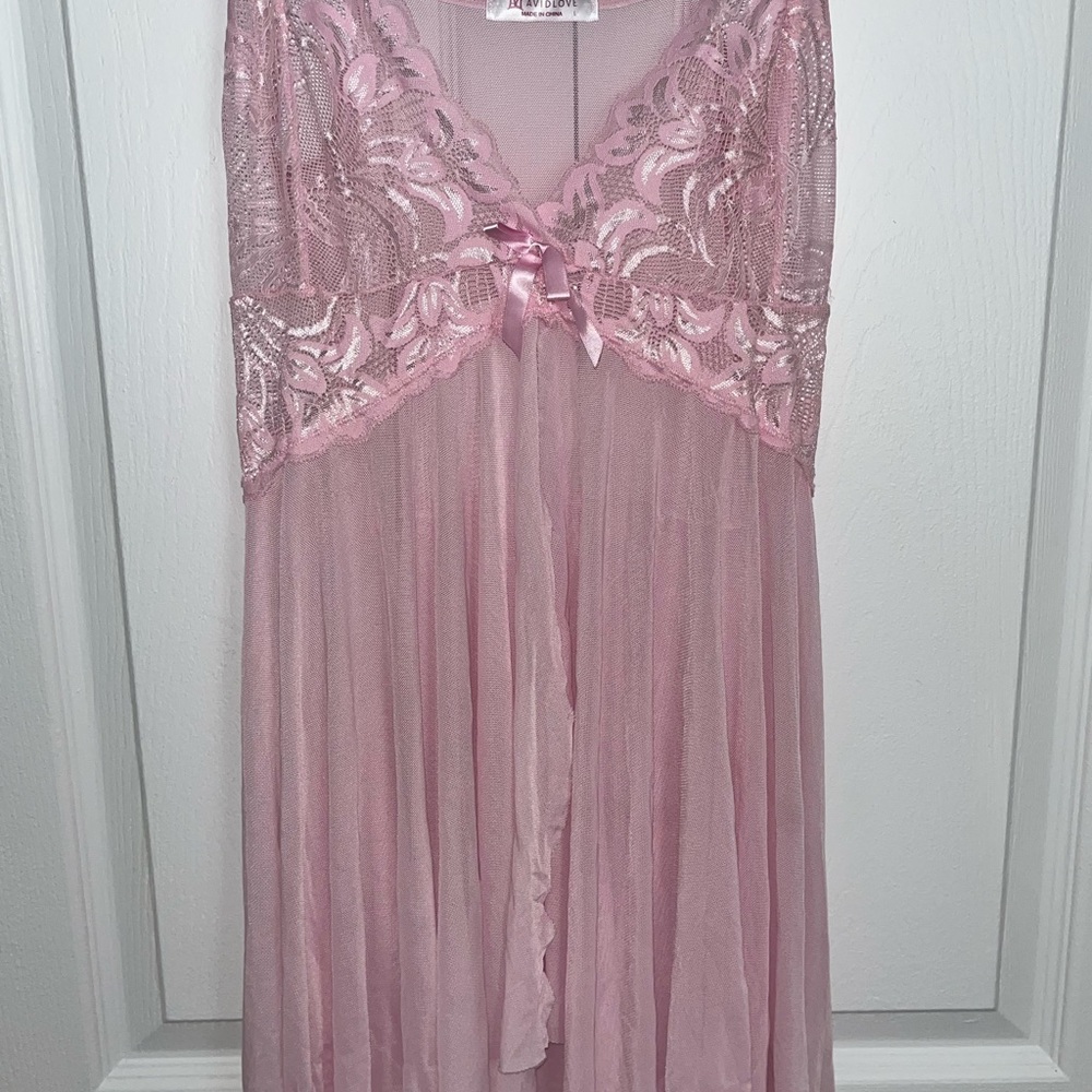 Elegant Pink Lace Nightgown